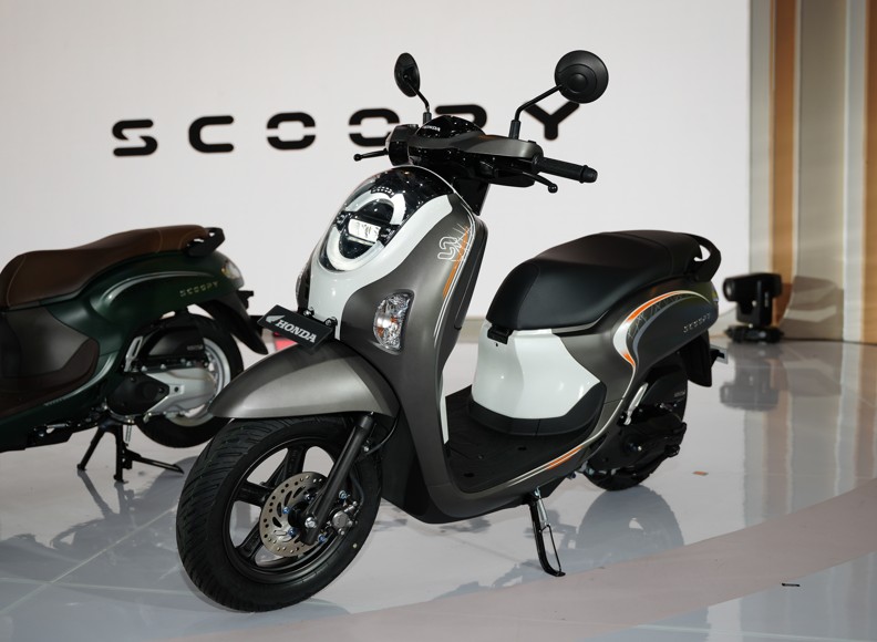 Honda Scoopy Desain Baru Fitur Dan Harga Terbaru Mobilunik